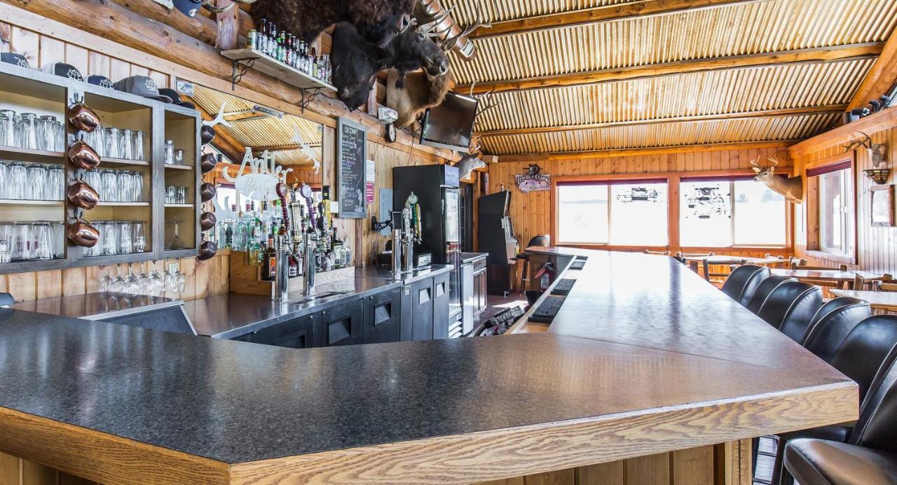 The Antler Lodge - Gardiner Ngoại thất bức ảnh